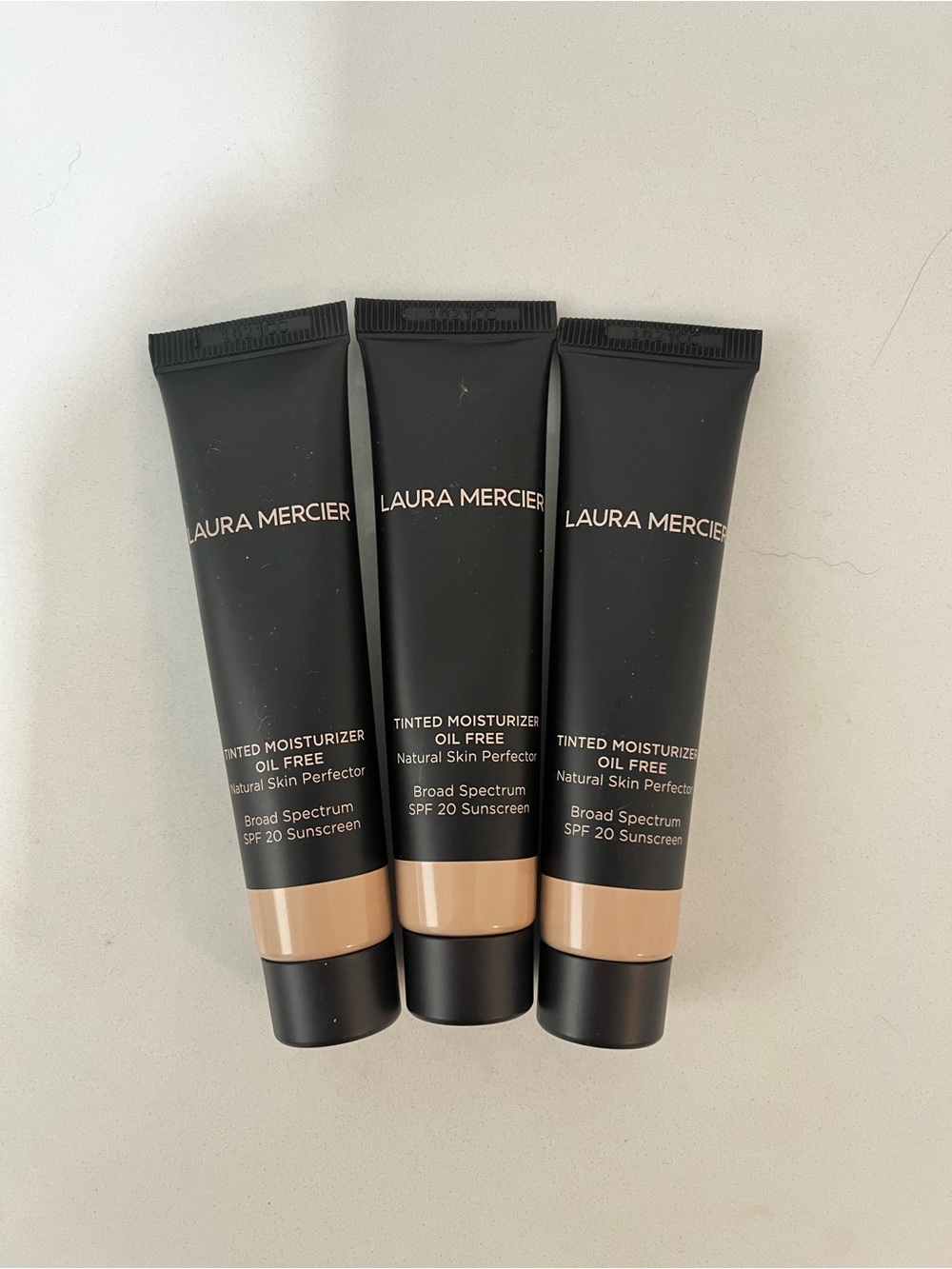 Laura Mercier Oil-Free Tinted Moisturizer in Cameo NEW unopened